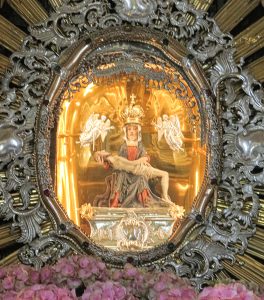 Abb. 5: Gnadenbild Maria Taferl. Foto: Walpurga Oppeker.